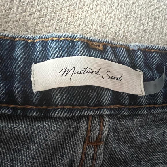 Mustard Seed Cuffed Distressed Denim Shorts - Picture 4 of 7